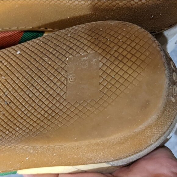 Gucci | Women's Yellow Leather Sneakers With Web G74 - Picture 15 of 16